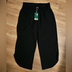 Halara Breezeful High Waisted Crossover Side Pocket Split Quick Dry Resort Pants